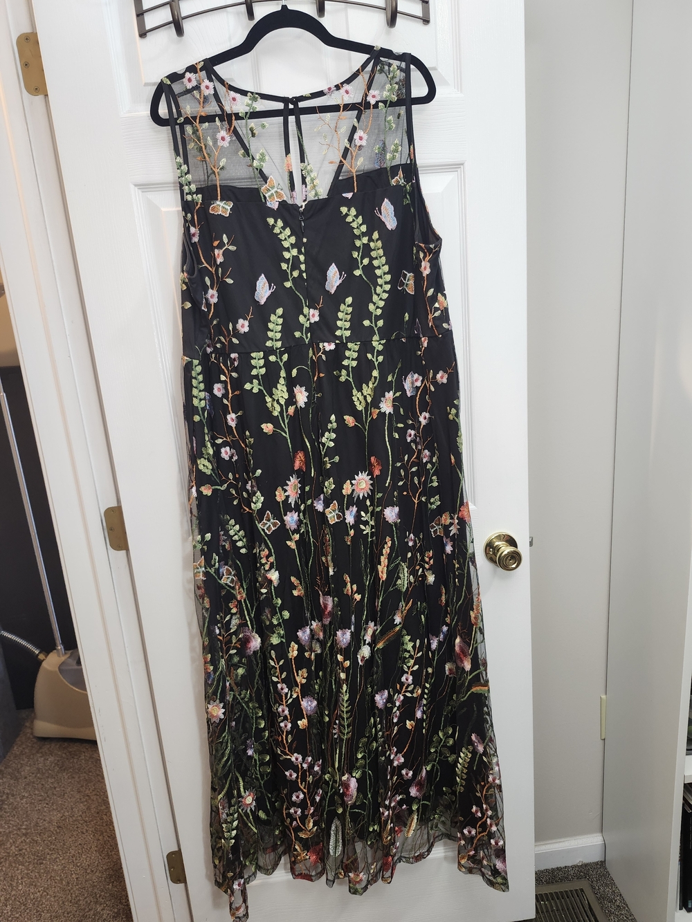Torrid Black Floral Embroidered Mesh Maxi Dress, 22 = 3X - Picture 2 of 7